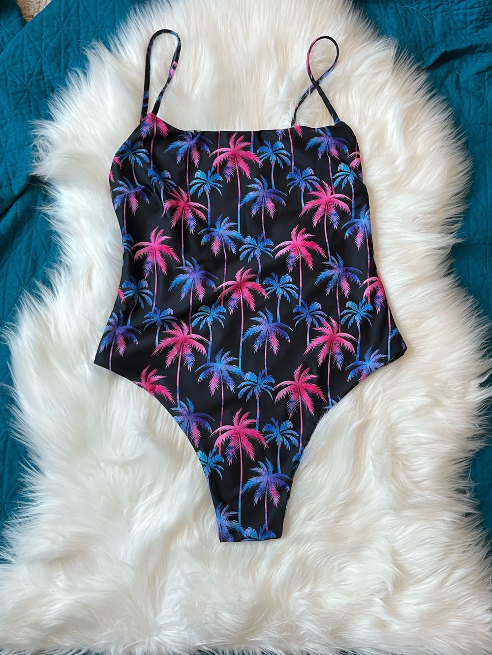 Moana Bikini Lost Palms Snapper One Piece Size L NWT